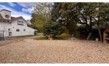 Rento apartamento para estrenar con zona verde 3 garajes