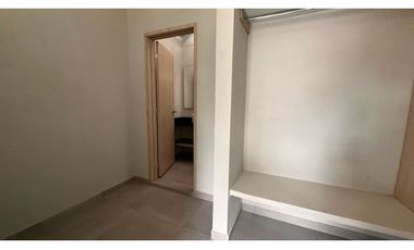 Rento apartamento para estrenar con zona verde 3 garajes