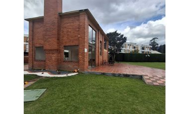 SE VENDE CASA MUNICIPIO DE CHIA