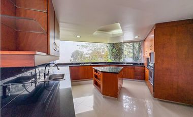 VENTA DE CASA EN UNIDAD CERRADA LAS PALMAS