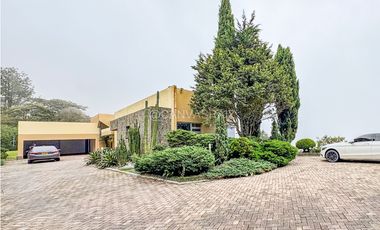 VENTA DE CASA EN UNIDAD CERRADA LAS PALMAS