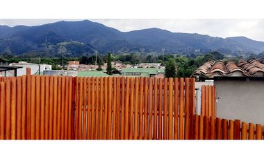 Apartamento en Venta en La Estrella (Parque central)