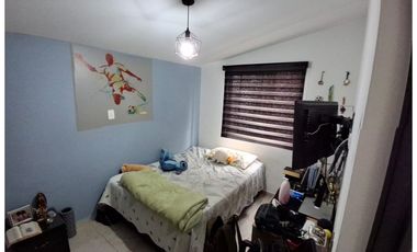 VENDO CASA  MOLIVENTO