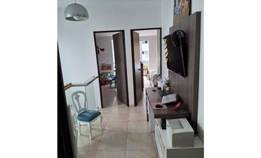 VENDO CASA  MOLIVENTO