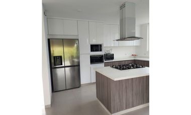 VENDO CASA EN PEREIRA, PUEBLITO CAFETERO