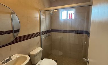 Hermosa casa de un piso en RENTA