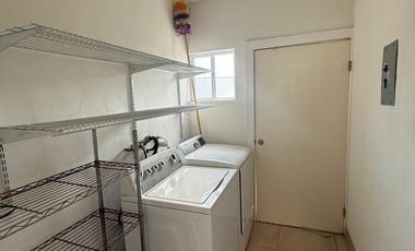 Hermosa casa de un piso en RENTA