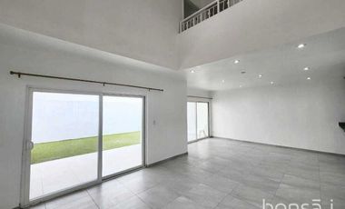 Casa en RENTA Zona Norte