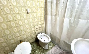 Venta - Casa en Luis Guillón