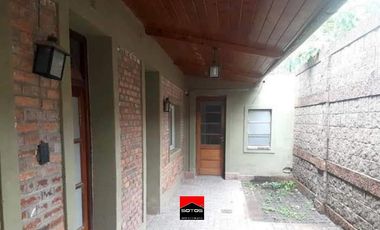 VENTA DE CASA + LOCAL MICRO CENTRO DE LA CIUDAD