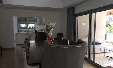 ALQUILER CASA NORDELTA: 3 DORM. DEPEN-PISCINA - ALISOS NORDELTA