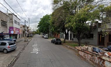 Locales Comerciales en venta - 2 Salones 2 baños - 46mts2 - Tres de Febrero, Caseros