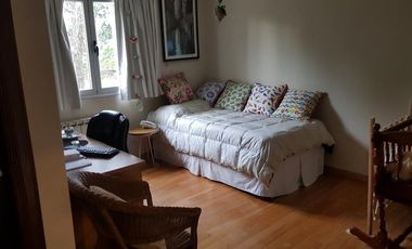 Excepcional casa centrica en Adrogué