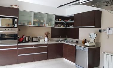 Excepcional casa centrica en Adrogué