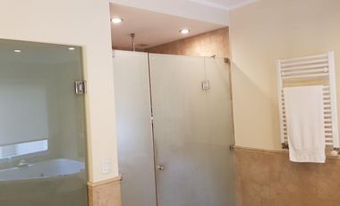 Excepcional casa centrica en Adrogué