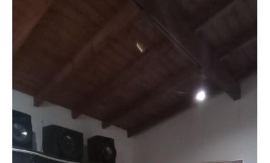 Casa en venta - 1 dormitorio 1 baño- quincho patio - 1200 mts2 - Pilar