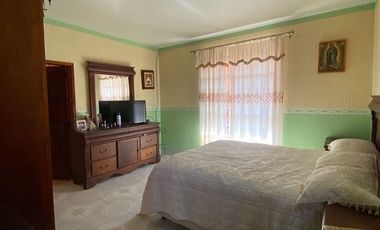 VENTA CASA CUAUTITLÁN CENTRO CON USO COMERCIAL.