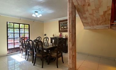 VENTA CASA CUAUTITLÁN CENTRO CON USO COMERCIAL.