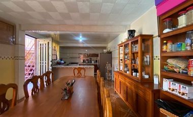 VENTA CASA CUAUTITLÁN CENTRO CON USO COMERCIAL.