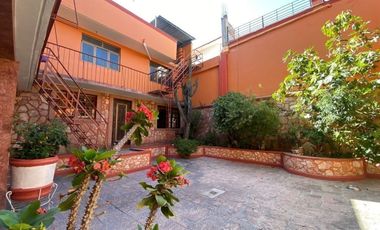 RENTA CASA CUAUTITLÁN CENTRO CON USO COMERCIAL.