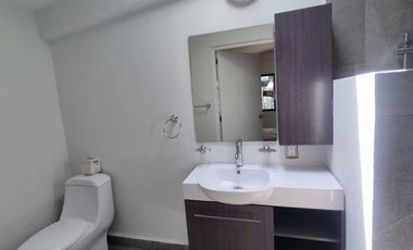 RENTA CASA  BOSQUES DEL LAGO IDEAL PARA ASILO