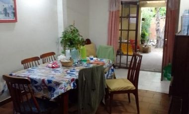 Casa en venta - 4 dormitorios 2 baños - patio y quincho - 315mts2 - Santa Teresita