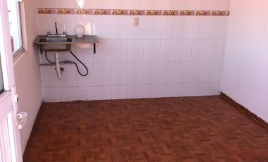 RENTA  EDIFICIO METEPEC TOLUCA ESTADO DE MEXICO