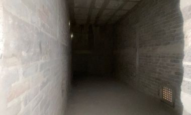 VENTA OFICINA PLAZA ANTIGUA OBRA GRIS