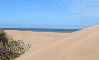 Edificio comercial en venta - 8 unidades funcionales - 650mts2 cubiertos - Las Gaviotas