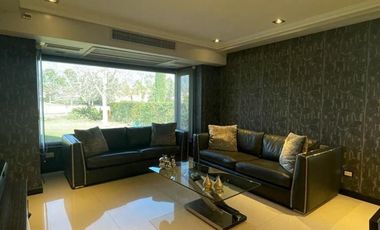 Venta de casa 8 ambientes en Abril Club De Campo, Berazategui