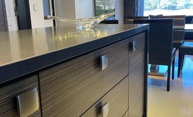 Venta de casa 8 ambientes en Abril Club De Campo, Berazategui