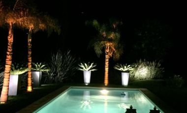 Venta de casa 8 ambientes en Abril Club De Campo, Berazategui