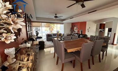 Casa en renta con alberca, sauna, vapor y área de gimnasio