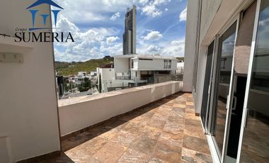 Casa en renta con alberca, sauna, vapor y área de gimnasio