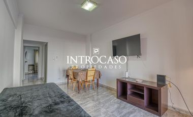 Venta Permuta Departamento 2 Ambientes Con Dependencia Cochera