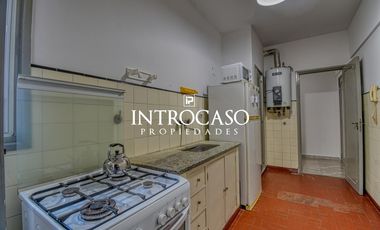 Venta Permuta Departamento 2 Ambientes Con Dependencia Cochera