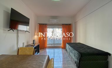 Venta Permuta Departamento 2 Ambientes Con Dependencia Cochera