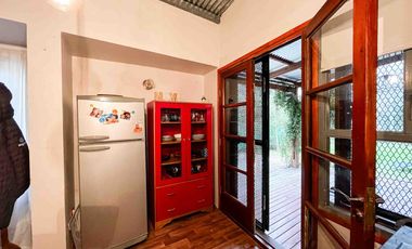 Casa en venta - 2 dormitorios 1 baño - 80mts2 - Villa Parque Sicardi