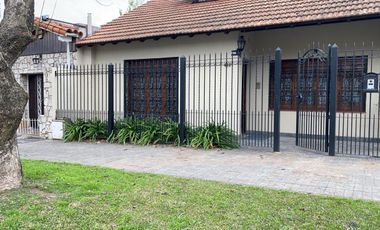 Venta - Chalet en Rebizo al 400, Monte Grande