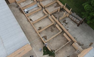 Edificio comercial en venta - 6 dormitorios 2 baños - frigorífico - 20 hectáreas - Navarro