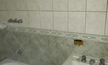 PH en venta - 5 dormitorios 3 baños - 250 mts2 - Ramos Mejia