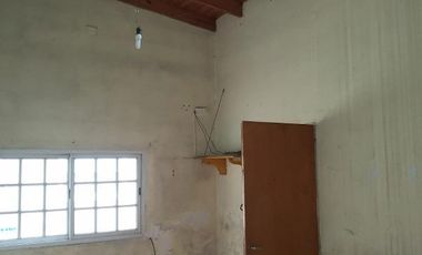PH en venta - 5 dormitorios 3 baños - 250 mts2 - Ramos Mejia