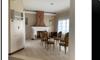 MAGNIFICO CHALET EN PLENO B° CAMBA CUA