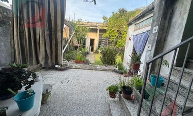 Casa 5 ambientes sobre lote propio