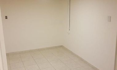 Casa y terreno en venta - 3 dormitorios 2 baños - 800 mts2 - Comandante Nicanor Otamendi