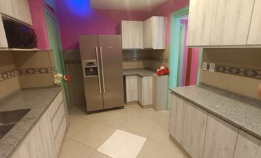 Casa en venta - 4 Dormitorios 2 Baños 2 Cocheras - 224Mts2 - Mar del Plata