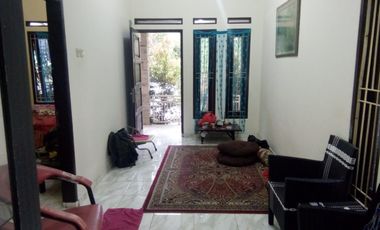 Dijual Rumah Siap Huni di Jl. Gatot Mangkupraja