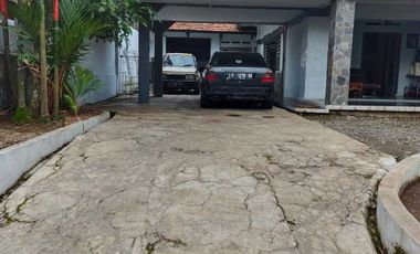 Rumah Cantik Ciamik Dekat Alun Alun Kota Cianjur