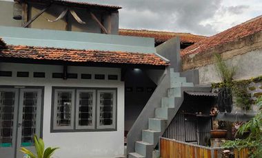 Rumah Cantik Ciamik Dekat Alun Alun Kota Cianjur