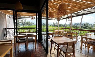 Ruang Usaha Full Furnish dengan Pemandangan Asri di Cianjur